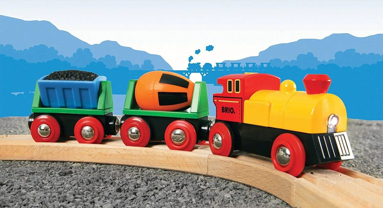 Brio World - 33319 Battery Operated Action Train 5 Brio World - 33319 Battery Operated Action Train - Image 3