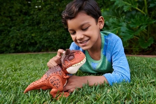 MATTEL Jurassic World Wild Chompin' Carnotaurus Toro 6 MATTEL Jurassic World Wild Chompin' Carnotaurus Toro - Image 4