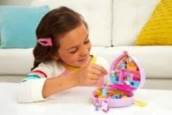 Polly Pocket Art Studio Compact