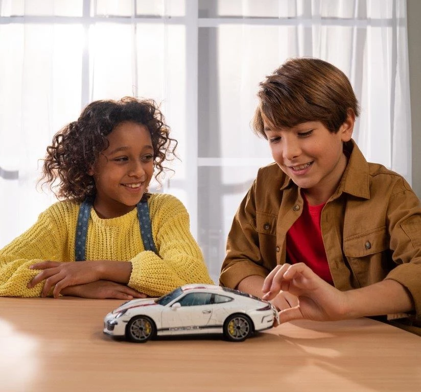 Ravensburger Porsche 911 3D Puzzle, 108pc 5 Ravensburger Porsche 911 3D Puzzle, 108pc - Image 4