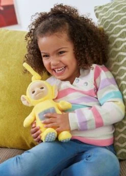 Teletubbies Talking Laa-Laa Soft Toy -Gibsons Sales Store 50934 31282